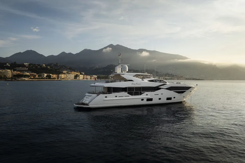 Mercy Oceans, 2018 Sunseeker 116 Yacht, photo 6