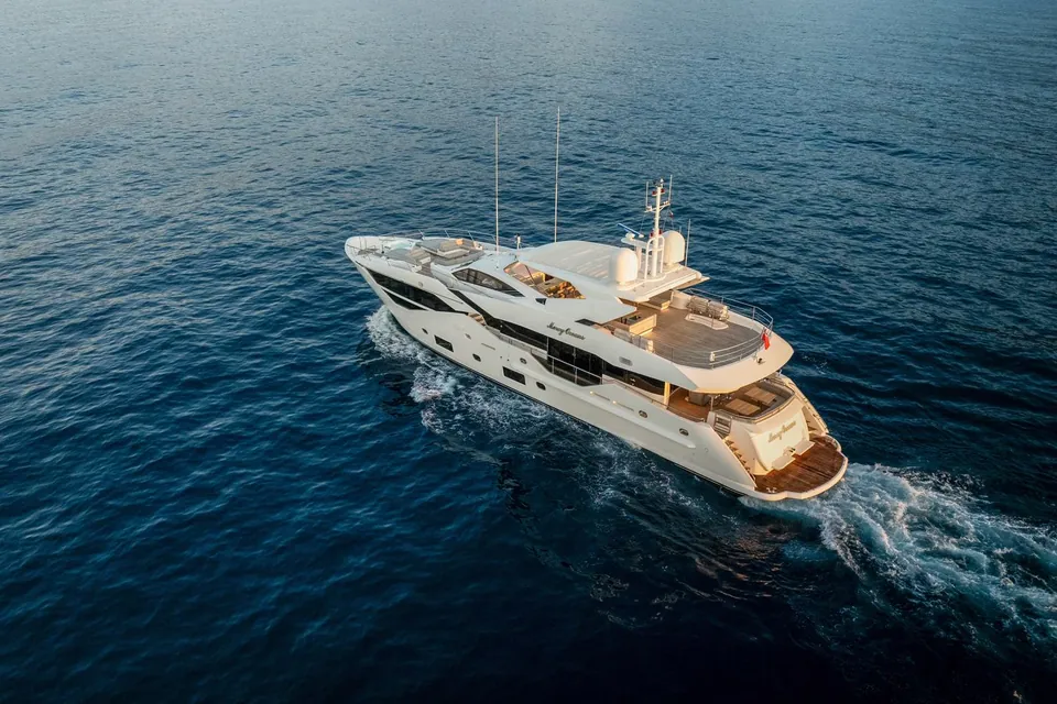 Mercy Oceans, 2018 Sunseeker 116 Yacht, photo 7