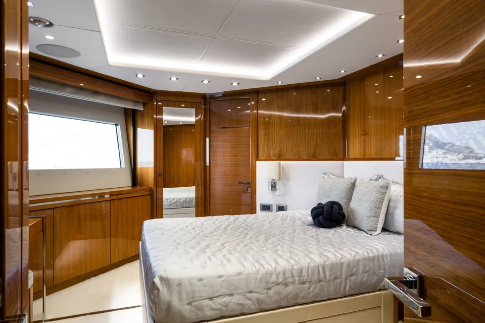 Mercy Oceans, 2018 Sunseeker 116 Yacht, photo 32