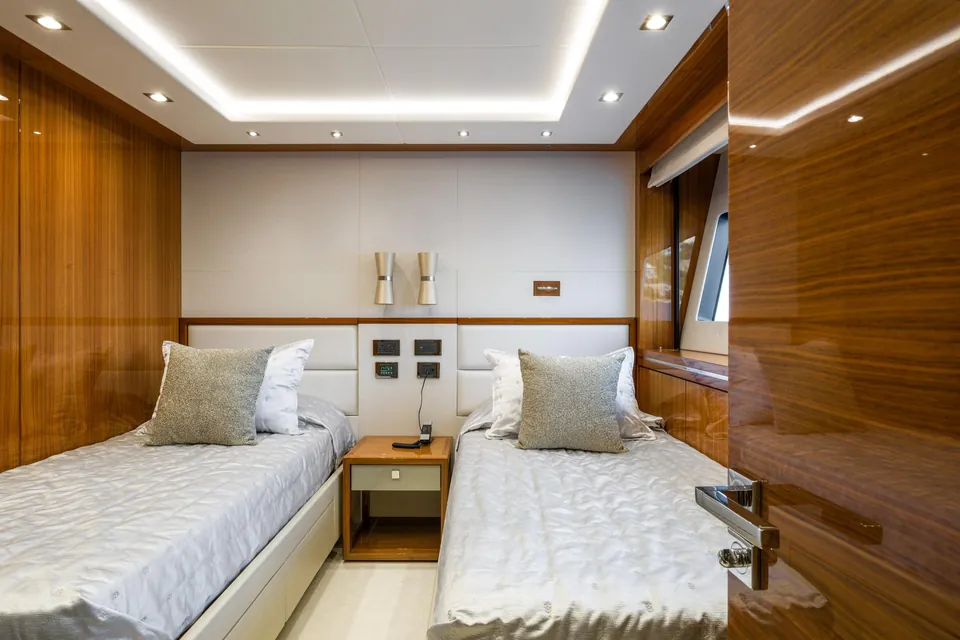 Mercy Oceans, 2018 Sunseeker 116 Yacht, photo 39