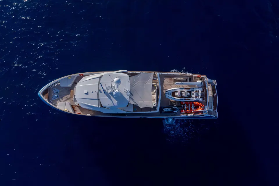 Ray, 2025 Numarine 32XP, photo 10