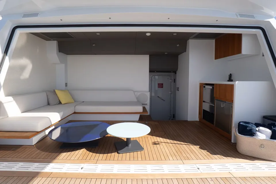 Ray, 2025 Numarine 32XP, photo 14