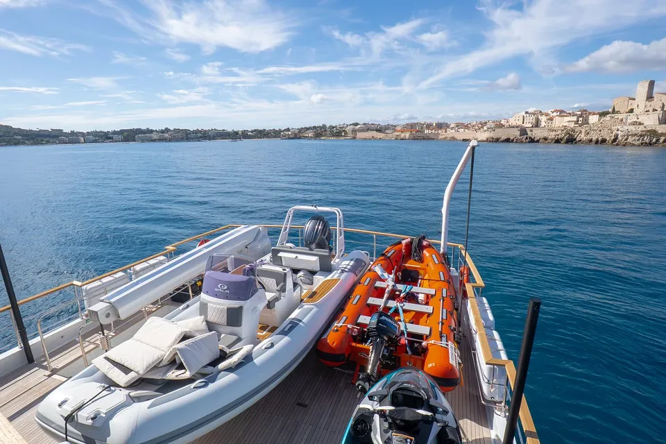 Ray, 2025 Numarine 32XP, photo 26