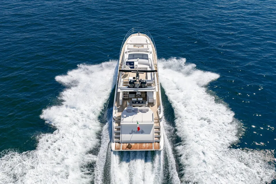 JR 28, 2020 Azimut, photo 3