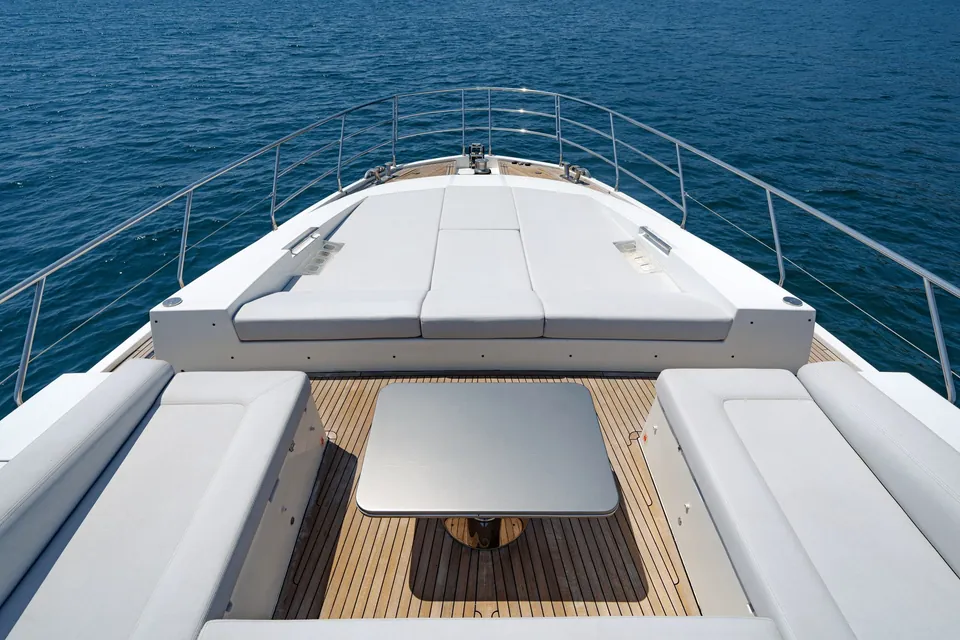 JR 28, 2020 Azimut, photo 13