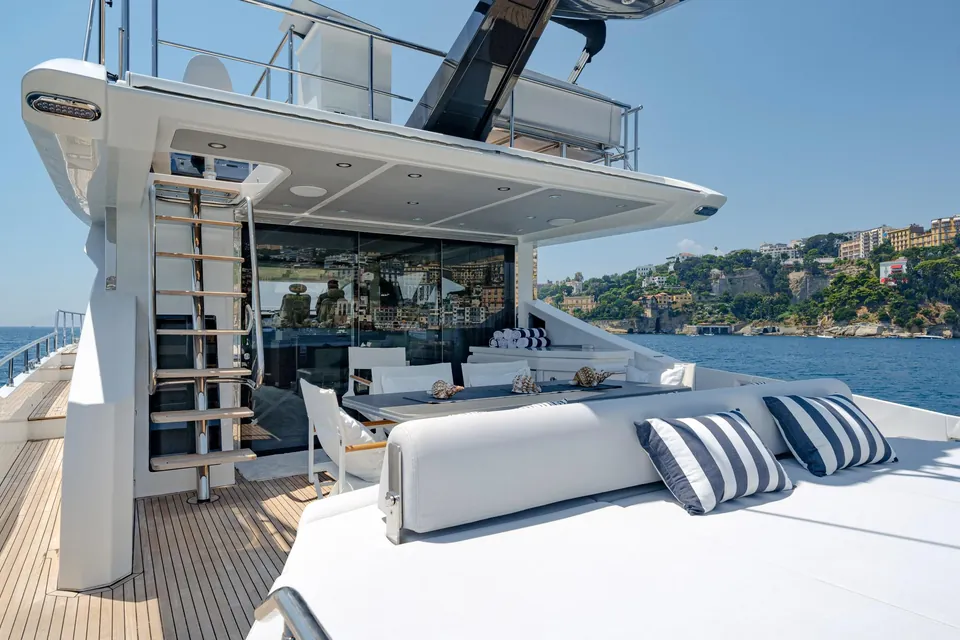 JR 28, 2020 Azimut, photo 19