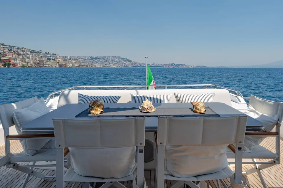 JR 28, 2020 Azimut, photo 22