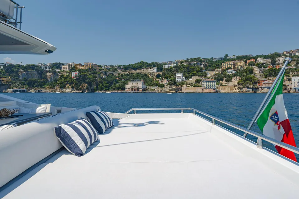 JR 28, 2020 Azimut, photo 23