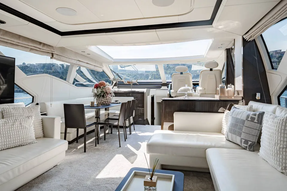 JR 28, 2020 Azimut, photo 26