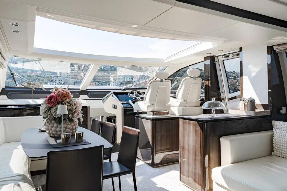 JR 28, 2020 Azimut, photo 29
