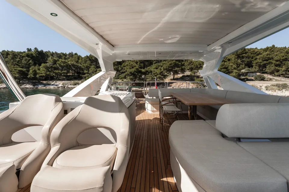 Top Level, 2018 Sunseeker 76 Yacht, photo 13