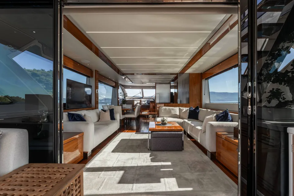 Top Level, 2018 Sunseeker 76 Yacht, photo 19