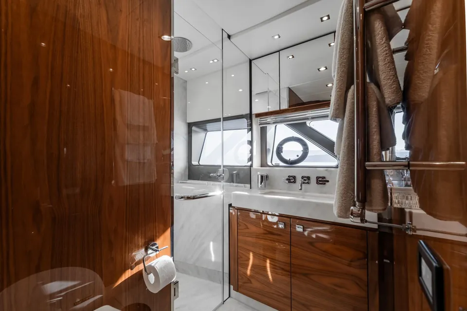 Top Level, 2018 Sunseeker 76 Yacht, photo 36
