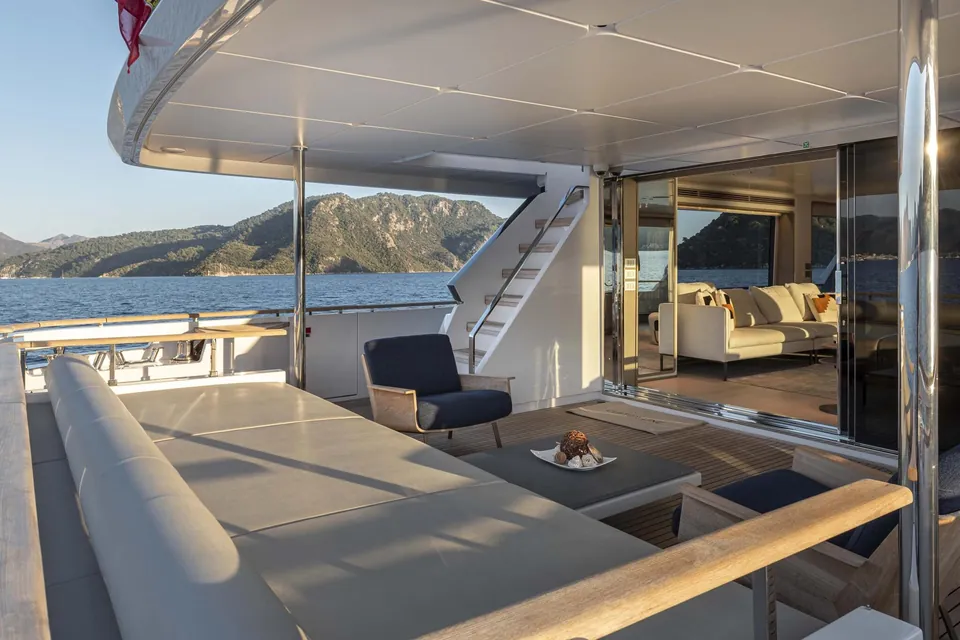 Belle Ile, 2023 Custom Line Navetta 30, photo 9