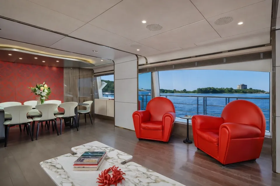 Silvia, 2018 Azimut Grande 30M, photo 5