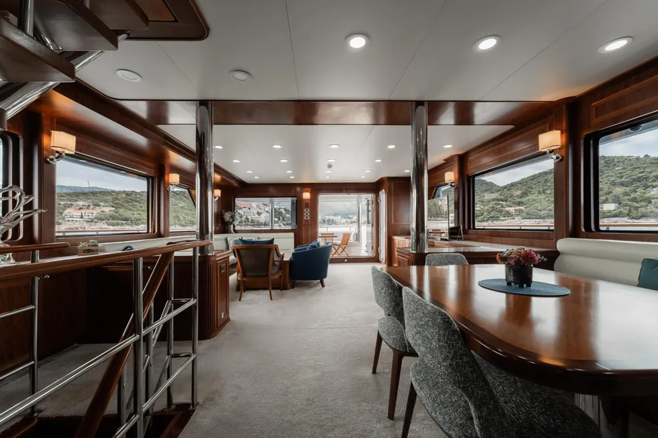 Beyond Capricorn, 2017 Bering Yachts Trawler, photo 12