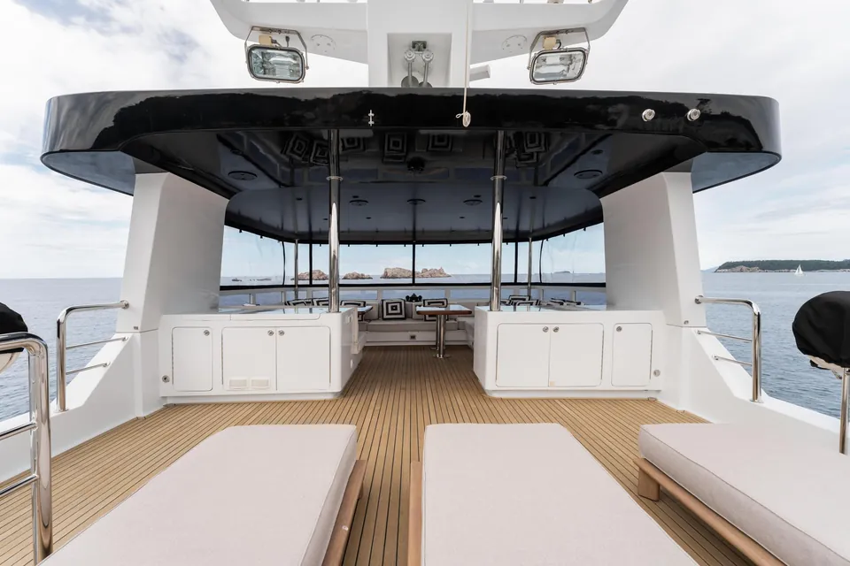 Beyond Capricorn, 2017 Bering Yachts Trawler, photo 24
