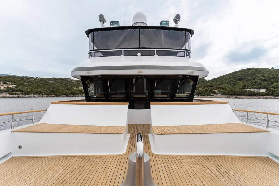 Beyond Capricorn, 2017 Bering Yachts Trawler, photo 27