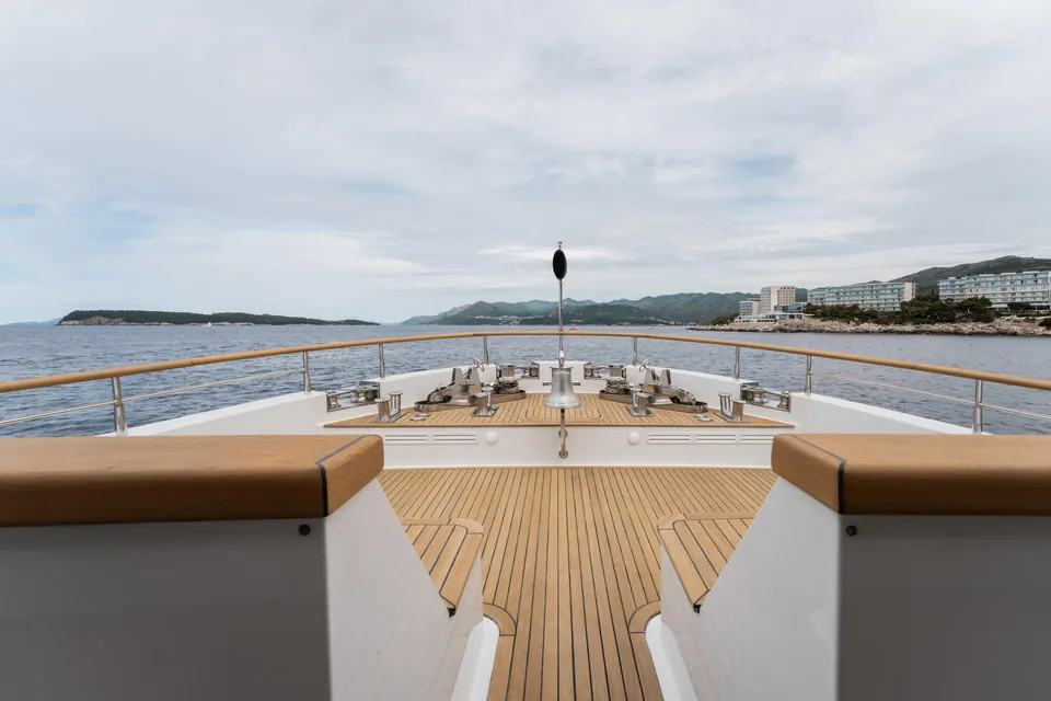 Beyond Capricorn, 2017 Bering Yachts Trawler, photo 28