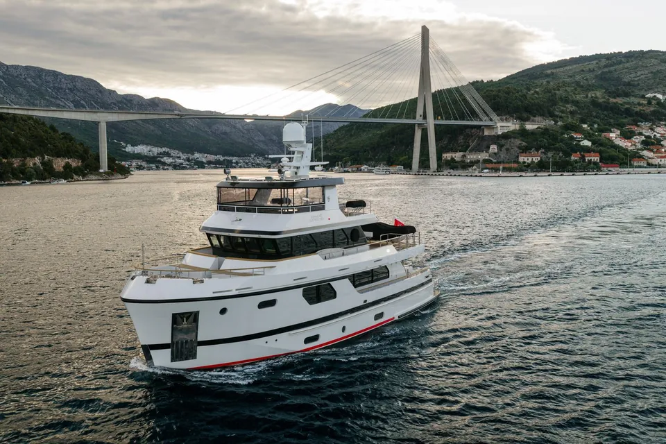 Beyond Capricorn, 2017 Bering Yachts Trawler, photo 47