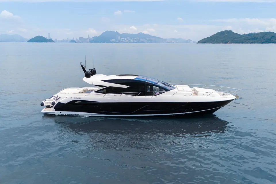 Blossom, 2023 Sunseeker, photo 1