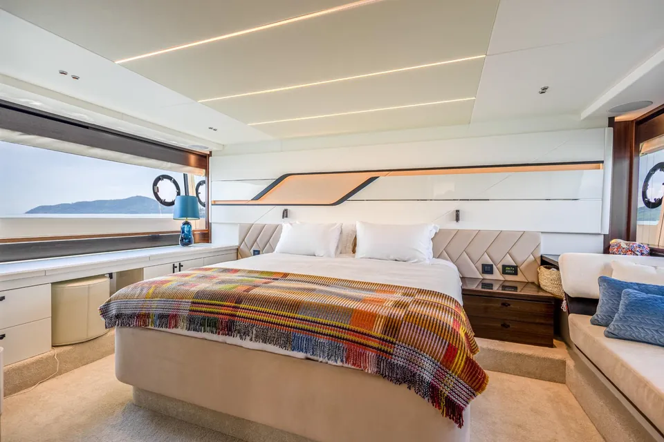 Blossom, 2023 Sunseeker, photo 15