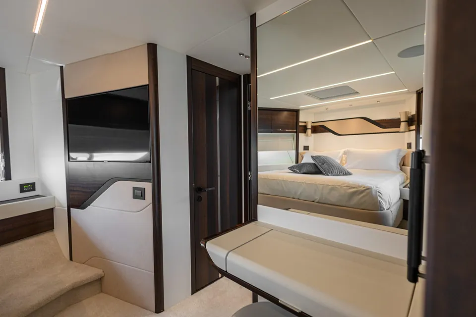 Blossom, 2023 Sunseeker, photo 26