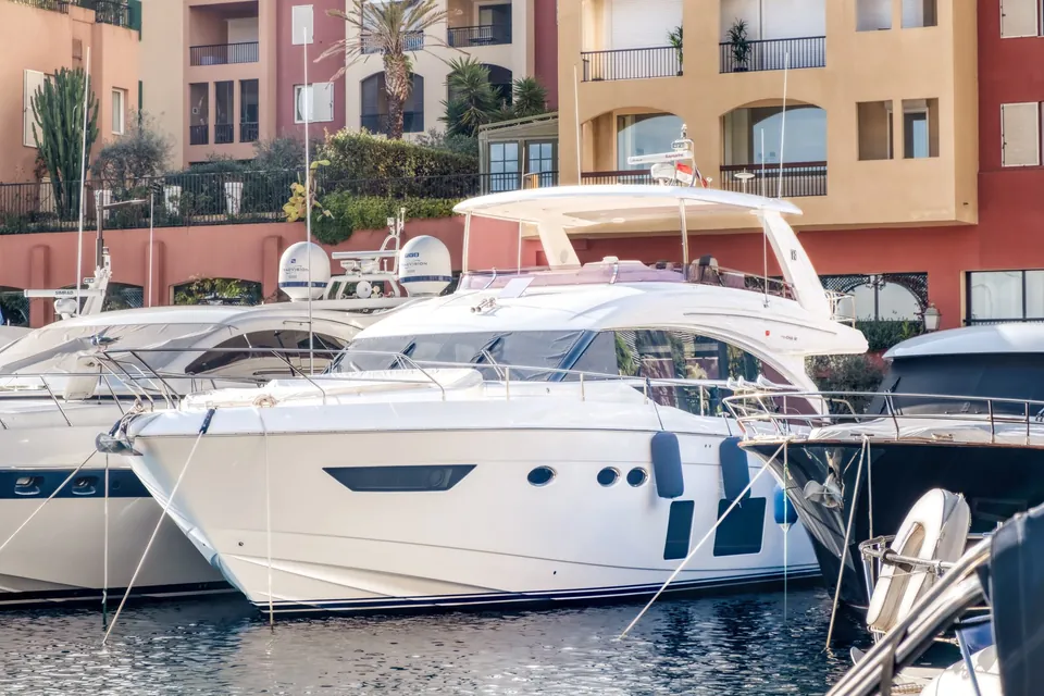 True Riviera, 2016 Princess 68 Fly, photo 29