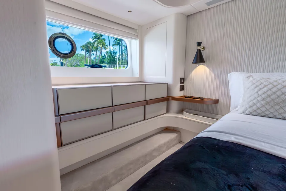 Freja, 2023 Azimut Magellano 66, photo 11