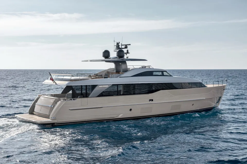 2025 Sanlorenzo SD90, photo 3