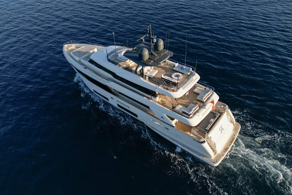 SK, 2019 Custom Line Navetta 33, photo 13