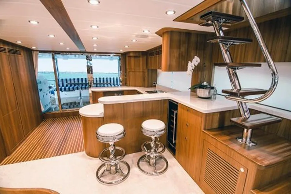 Johnson 83' Flybridge W/Hydraulic Platform, 2026 Johnson Yachts Flybridge Motor Yacht, photo 2