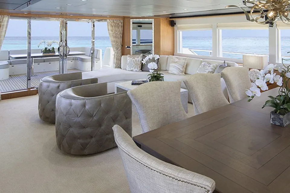 Johnson 93 Open Bridge, 2026 Johnson Yachts Open Flybridge with Hydraulic Platform, photo 5