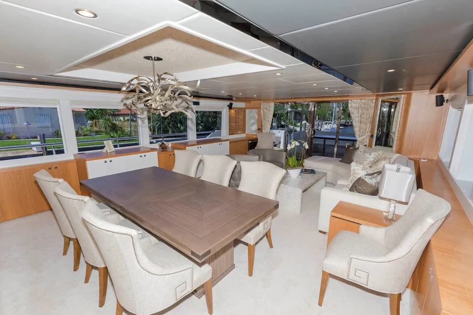 Johnson 93 Open Bridge, 2026 Johnson Yachts Open Flybridge with Hydraulic Platform, photo 8