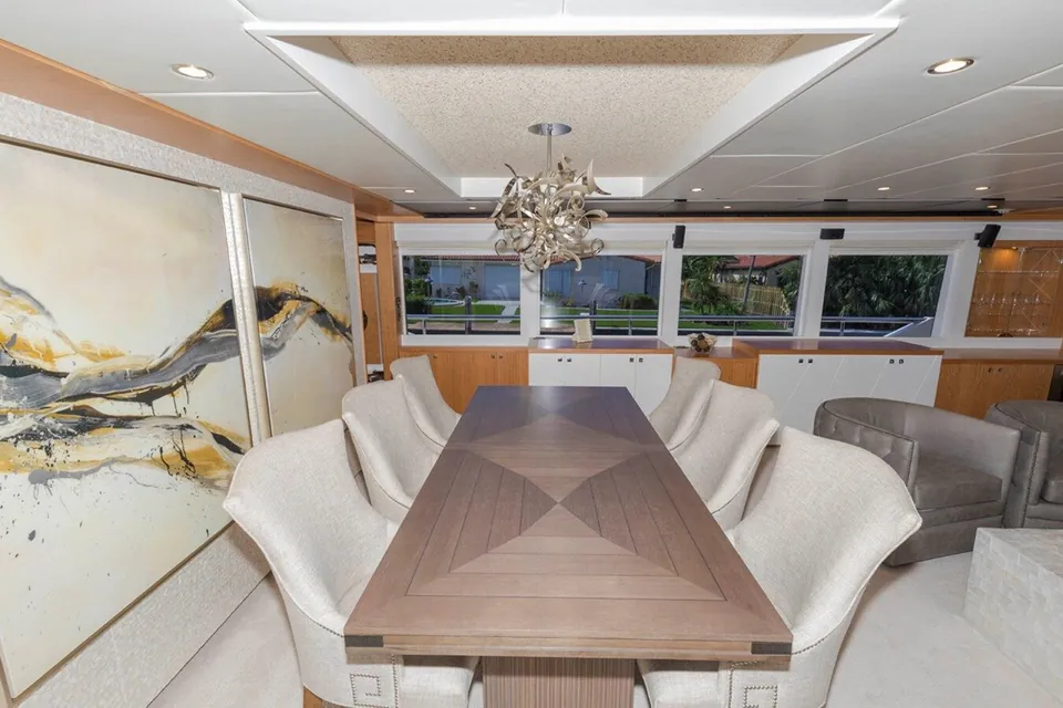 Johnson 93 Open Bridge, 2026 Johnson Yachts Open Flybridge with Hydraulic Platform, photo 9