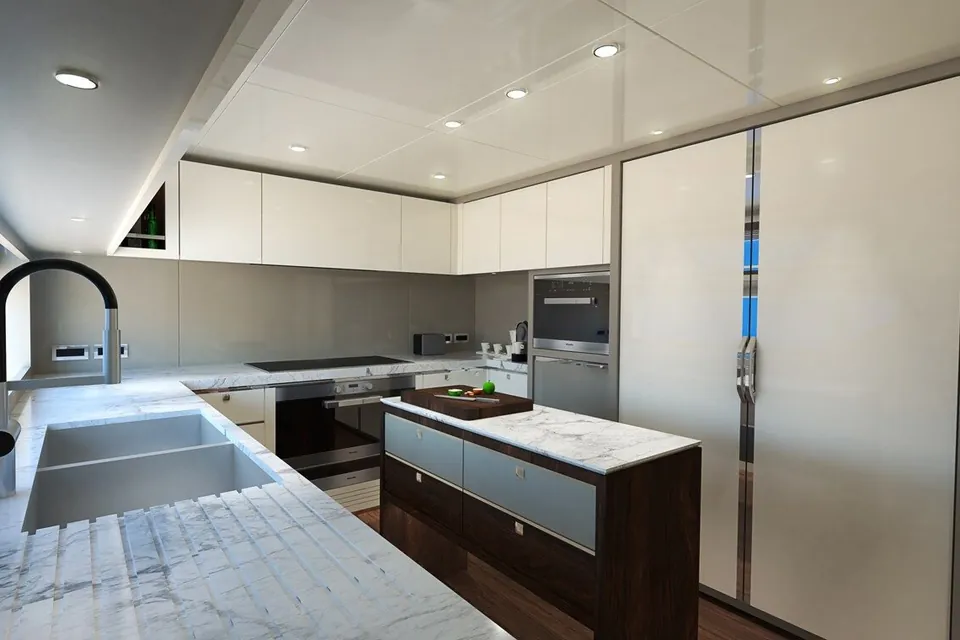 Johnson 115 Skylounge W/Fb, 2026 Johnson Yachts Motor Yacht w/FB w/On-Deck Master, photo 6