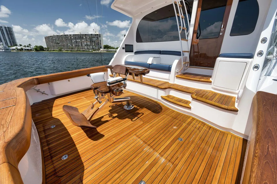 GYS Trade, 2024 Viking Yachts 68 Convertible, photo 2
