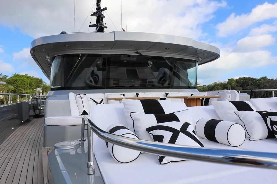 Sir Banyan, 2025 Majesty Yachts Majesty 120, photo 15