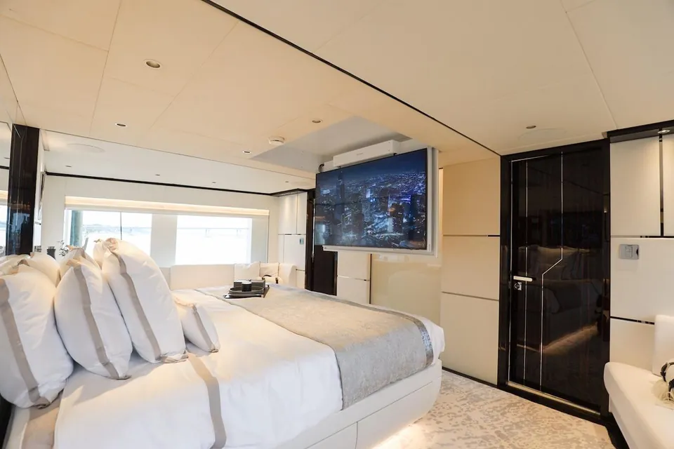 Sir Banyan, 2025 Majesty Yachts Majesty 120, photo 63