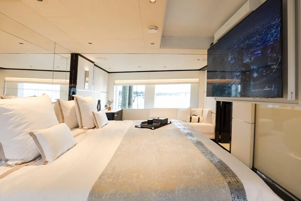 Sir Banyan, 2025 Majesty Yachts Majesty 120, photo 65