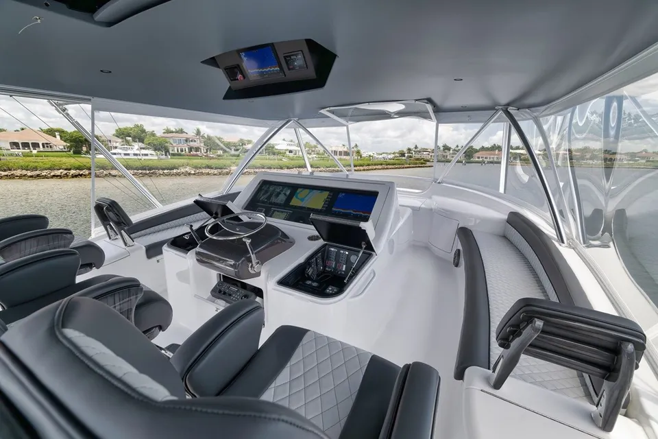 Lady Surfbum, 2024 Viking Yachts, photo 8