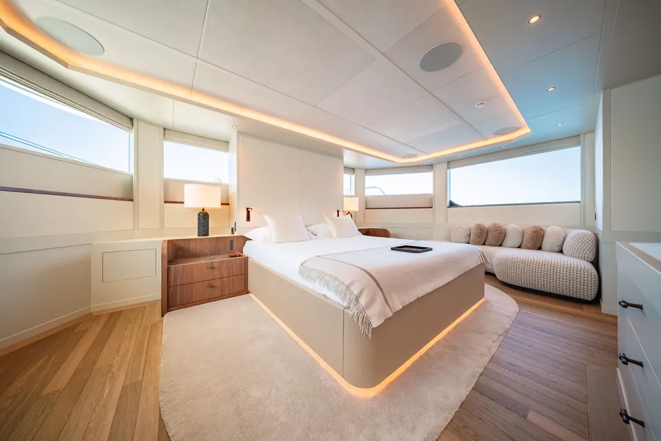 Cocoon, 2023 Moonen Yachts 122 Martinique, photo 12