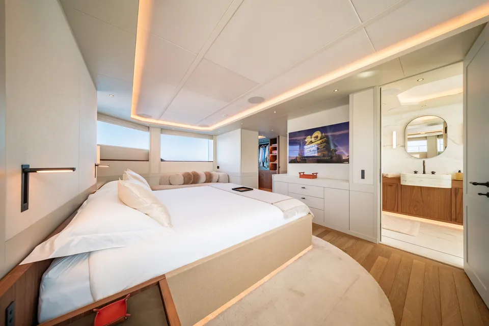 Cocoon, 2023 Moonen Yachts 122 Martinique, photo 13