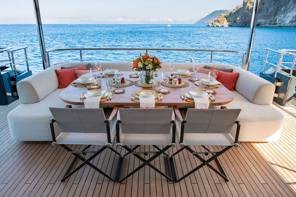 Cocoon, 2023 Moonen Yachts 122 Martinique, photo 35