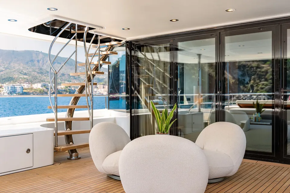 Cocoon, 2023 Moonen Yachts 122 Martinique, photo 37