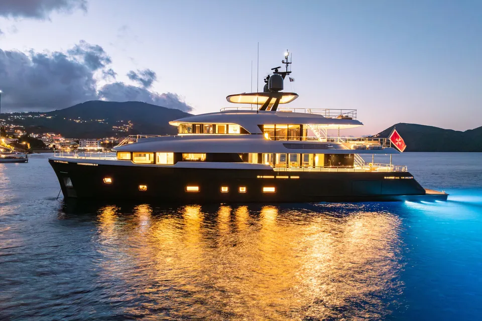 Cocoon, 2023 Moonen Yachts 122 Martinique, photo 46