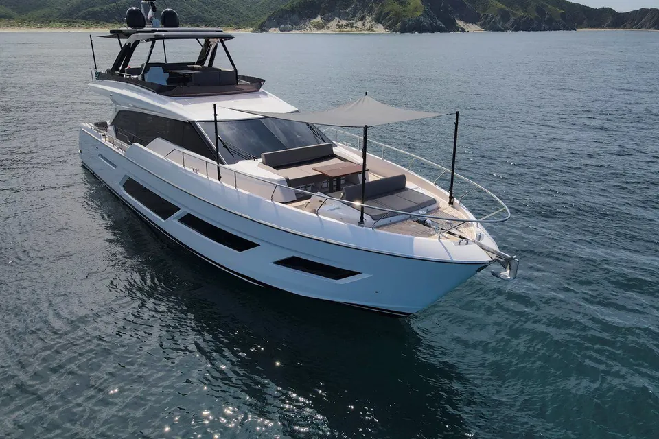 Silver Moon, 2023 Ferretti 720, photo 6