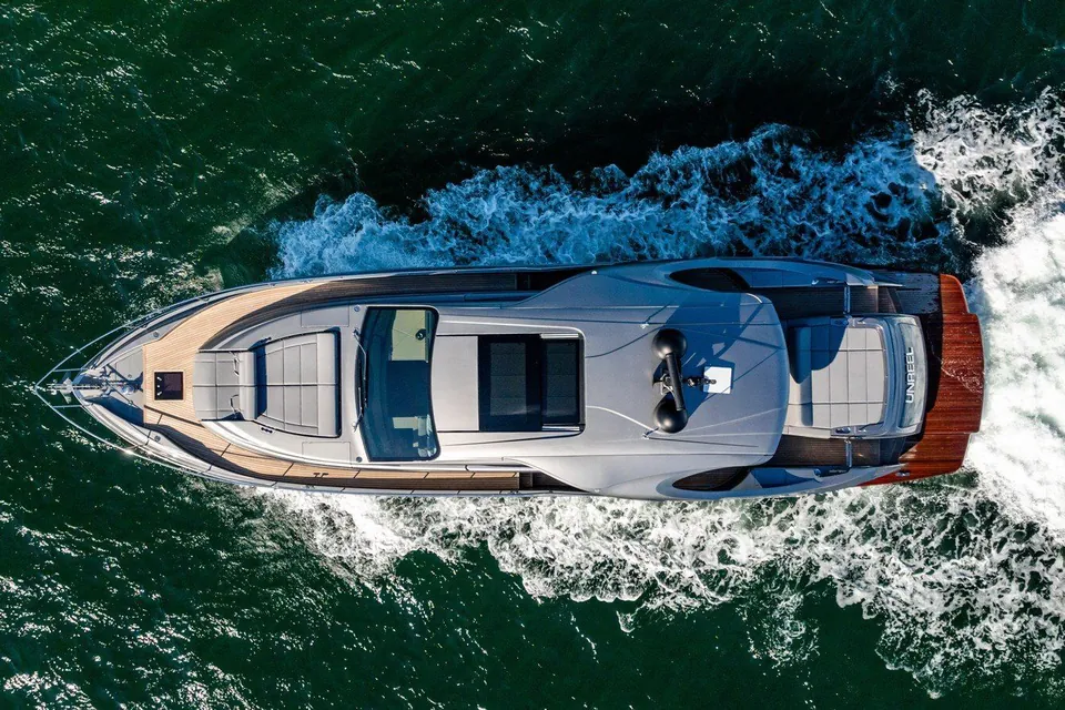Unreel, 2023 Pershing 7X, photo 3