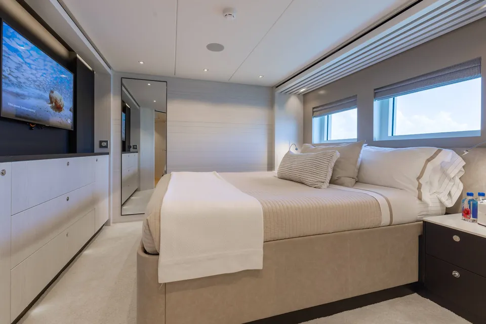 Blondie, 2020 Van der Valk Explorer 28M RPH, photo 12