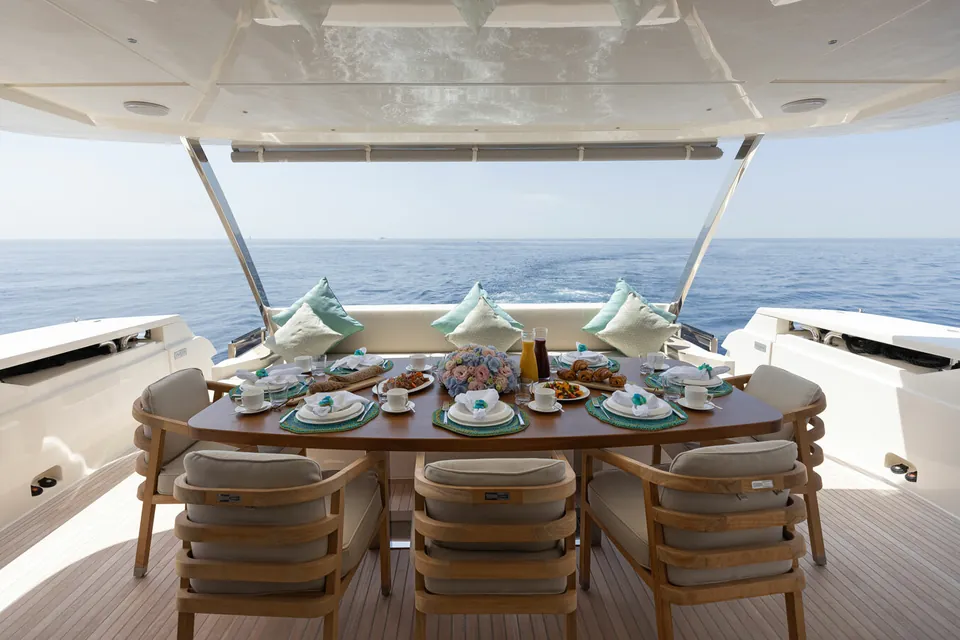 Alegria II, 2020 Ferretti 920, photo 11